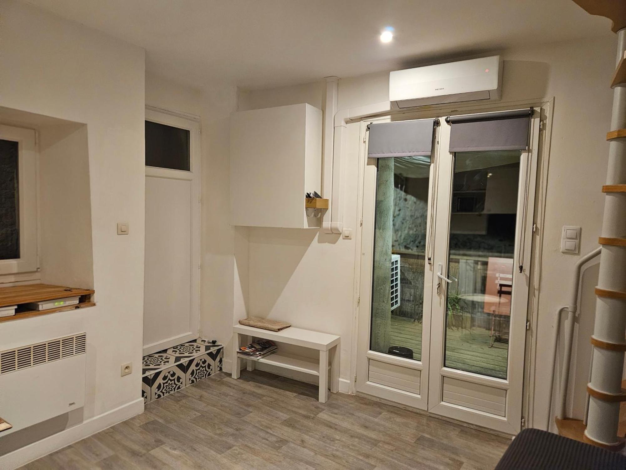 Maison De Village Meublee Avec Terrasse Donzère Εξωτερικό φωτογραφία